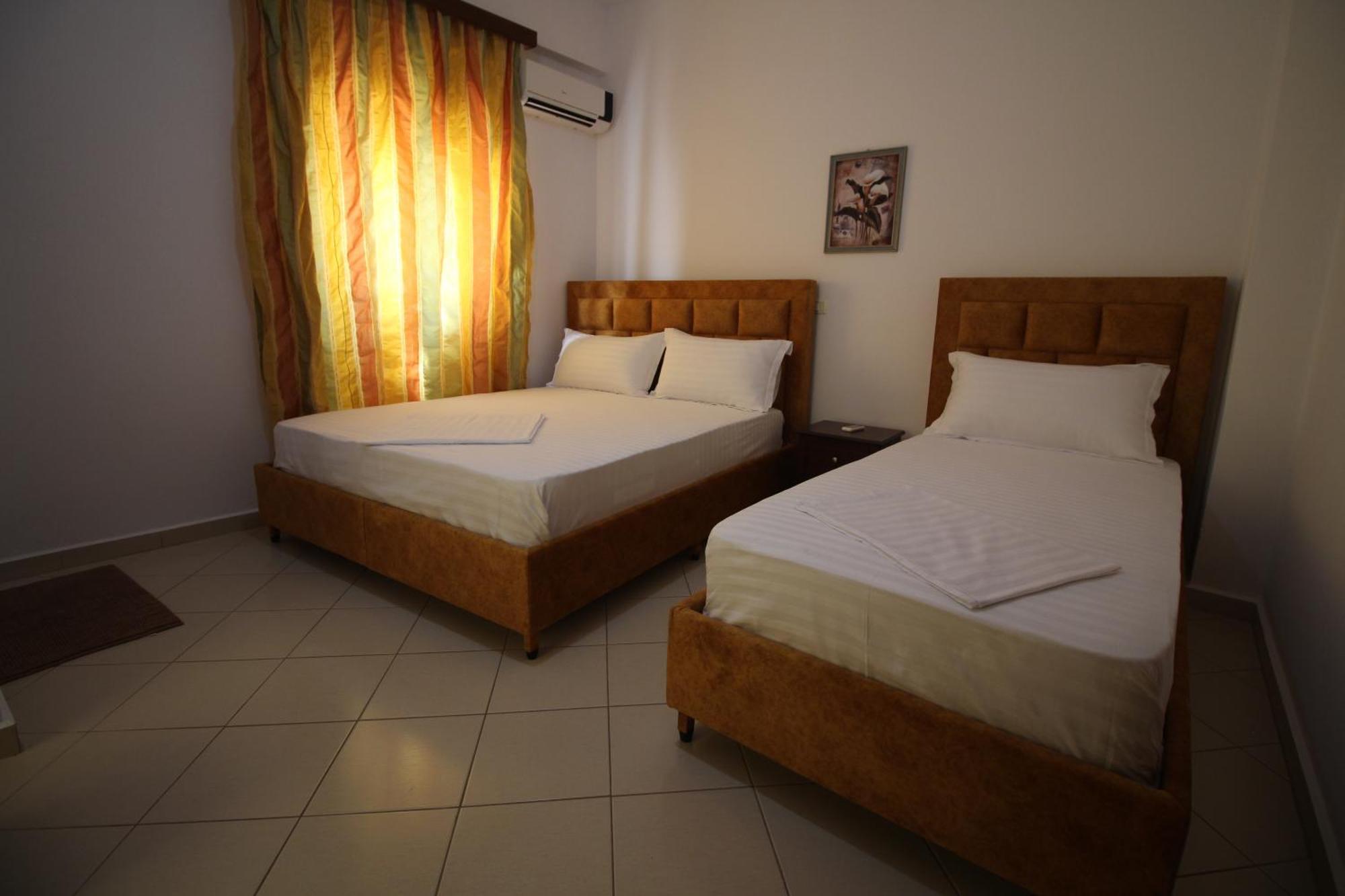 Lengu Holidays Houses Sarandë Exterior foto